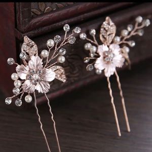 2/$15 🍍 BNIP Set of 2 Rose Gold Hair Pins